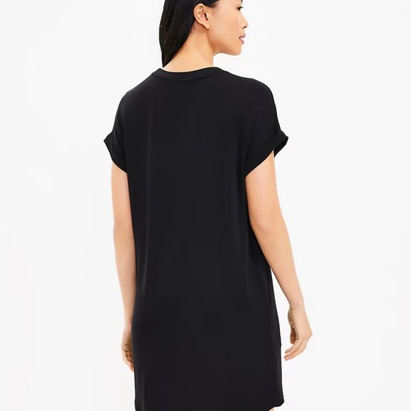 Lou & Grey Dresses & Skirts - Lou & Grey Signature Soft V-Neck Rolled Sleeve Black Dress